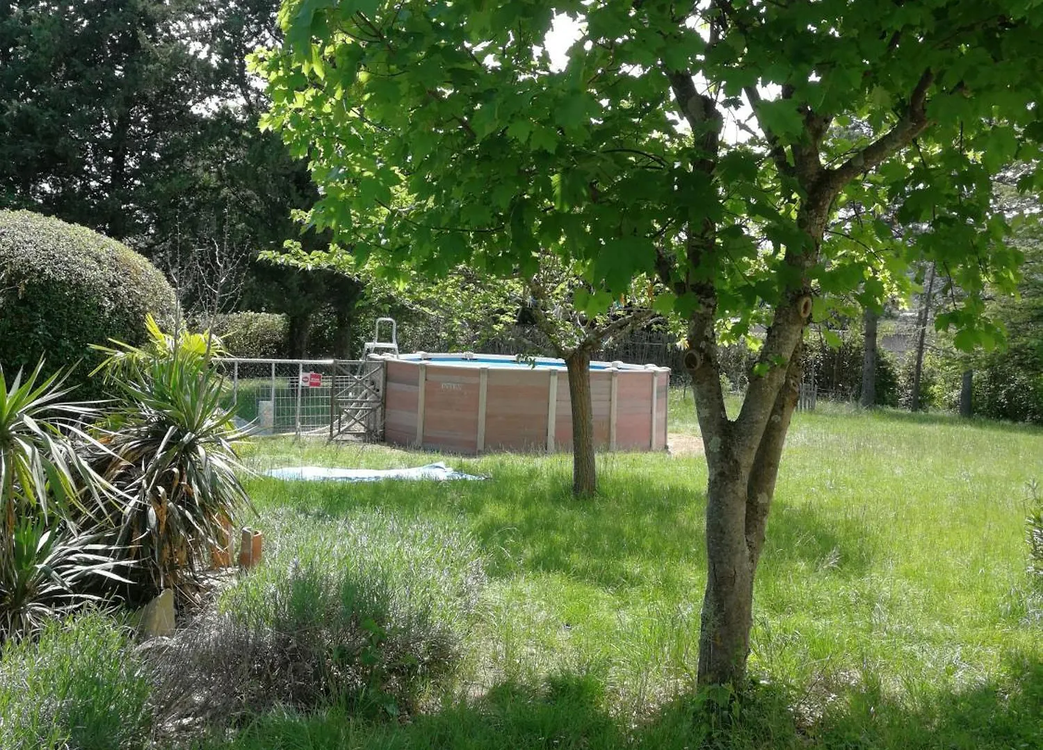 Hébergement de vacances Villa Montloubier à Villeneuve-de-Berg