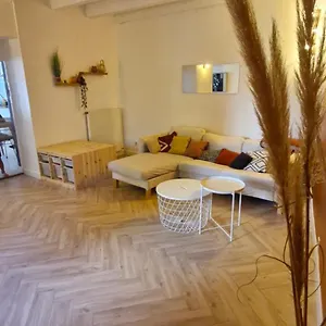 Appartement Maison De En Pierre - 6 Couchages, Villeneuve-de-Berg